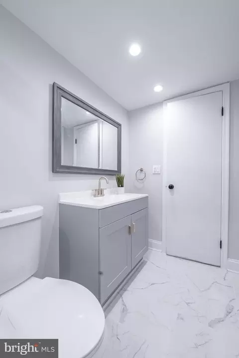 Bath - 7679 E Arbory Ct #229, Laurel, MD 20707 photo 3 of 3