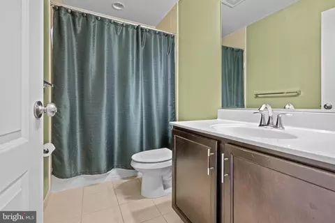 Bath - 13001 Arya Dr, Brandywine, MD 20613 photo 3 of 3