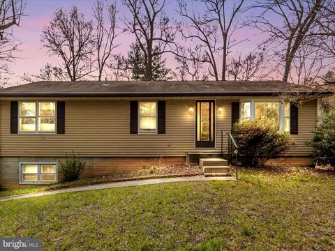 4609 Clementon Rd, Beltsville, MD 20705