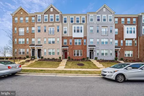 9751 Glassy Creek Way, Marlboro, MD 20772