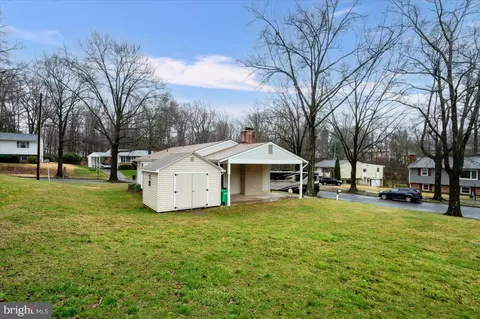 Exterior - 7110 Donston Dr, Laurel, MD 20707 photo 6 of 8