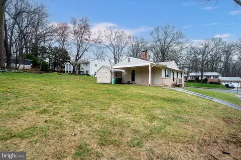 Exterior - 7110 Donston Dr, Laurel, MD 20707 photo 4 of 8