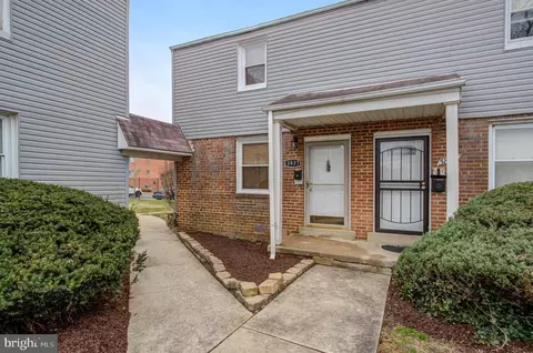 3837 28th Ave #28, Temple Hills, MD 20748
