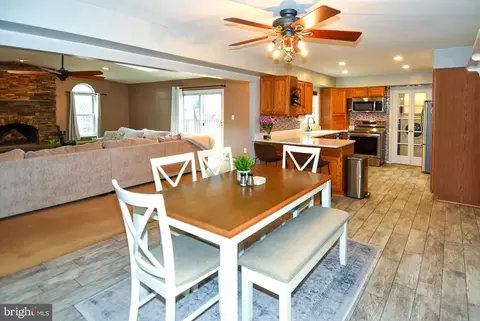 Dining - 2806 Farris Ln, Bowie, MD 20715 photo 1 of 7