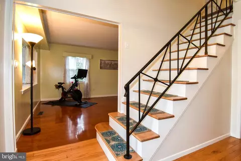 Entry Way - 2806 Farris Ln, Bowie, MD 20715 photo 1 of 4