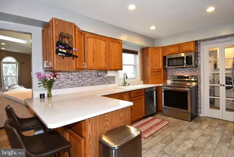 Kitchen - 2806 Farris Ln, Bowie, MD 20715 photo 2 of 5