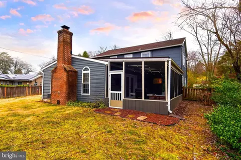 Exterior - 2806 Farris Ln, Bowie, MD 20715 photo 10 of 11