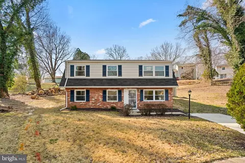4111 Bishopmill Dr, Marlboro, MD 20772