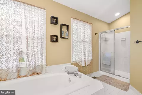 Bath - 9335 Copernicus Dr, Lanham, MD 20706 photo 3 of 6