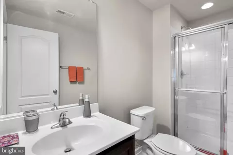 10300 Galaxy View Ln, Lanham, MD 20706 photo 35