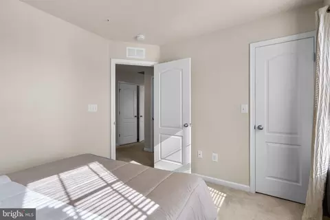10300 Galaxy View Ln, Lanham, MD 20706 photo 22