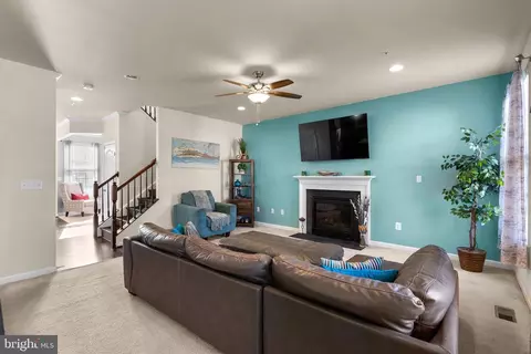 10300 Galaxy View Ln, Lanham, MD 20706 photo 11
