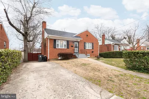 2720 Hawthorne Ter, Hyattsville, MD 20785