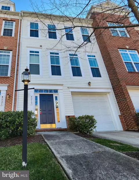 4219 Talmadge Cir, Suitland, MD 20746