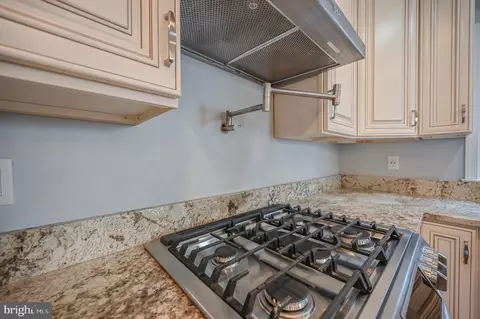 Kitchen - 9701 Massie Dr, Clinton, MD 20735 photo 4 of 15