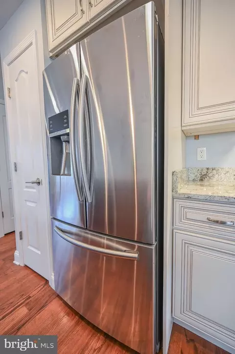 Kitchen - 9701 Massie Dr, Clinton, MD 20735 photo 7 of 15