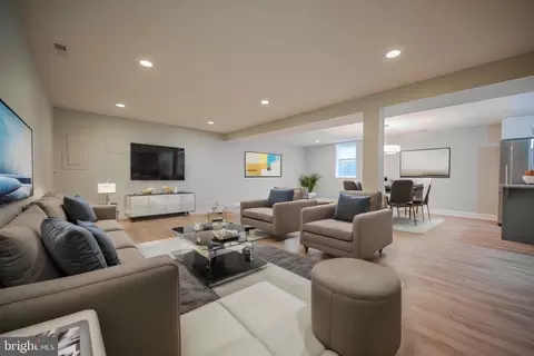 Living - 9701 Massie Dr, Clinton, MD 20735 photo 2 of 4