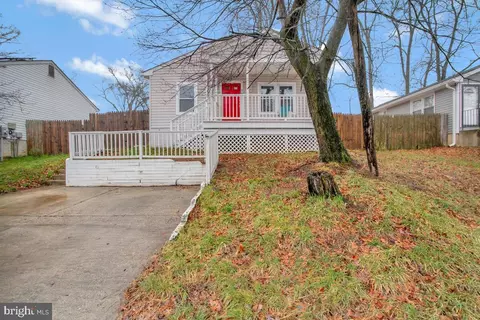 5709 K St, Fairmount Heights, MD 20743