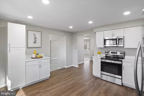 Kitchen - 6402 Cipriano Rd, Lanham, MD 20706 photo 5 of 5