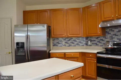 Kitchen - 6339 Kinsey Ter, Lanham, MD 20706 photo 2 of 3