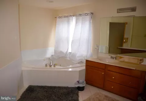 Bath - 6339 Kinsey Ter, Lanham, MD 20706 photo 2 of 2