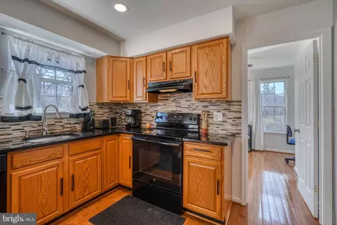 Kitchen - 10406 Libation Ct, Clinton, MD 20735 photo 1 of 6