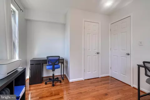 Bedroom - 10406 Libation Ct, Clinton, MD 20735 photo 2 of 17