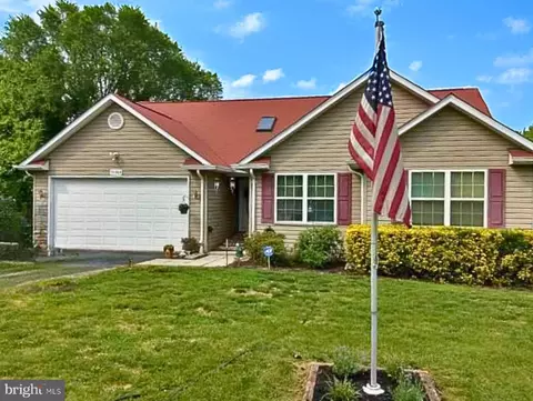 10000 Croom Rd, Marlboro, MD 20772