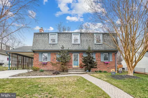 6202 Kaybro St, Laurel, MD 20707