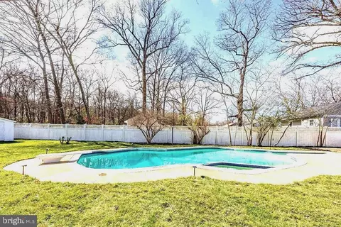 6501 Woodley Rd, Clinton, MD 20735