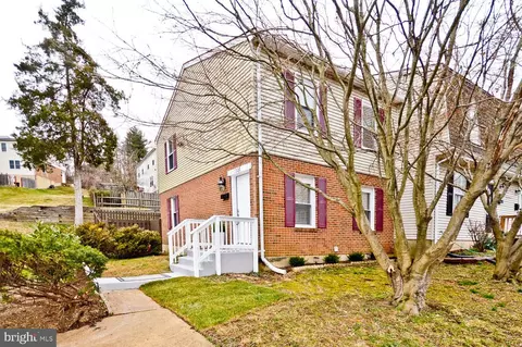 7300 Wood Hollow Ter, Fort Washington, MD 20744