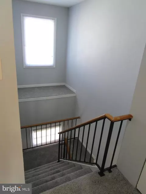 Entry Way - 236 Castleton Pl, Marlboro, MD 20774 photo 2 of 2