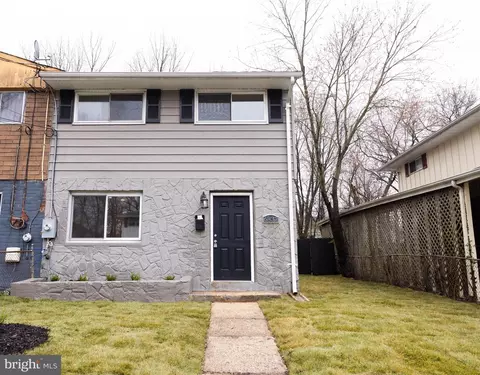 6837 Forest Ter, Hyattsville, MD 20785