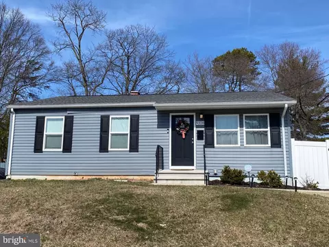 9328 Fontana Dr, Lanham Seabrook, MD 20706