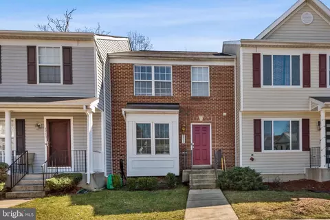 6911 Wildrose Ct, District Heights, MD 20747