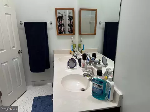 Bath - 15819 Erwin Ct, Bowie, MD 20716 photo 4 of 6