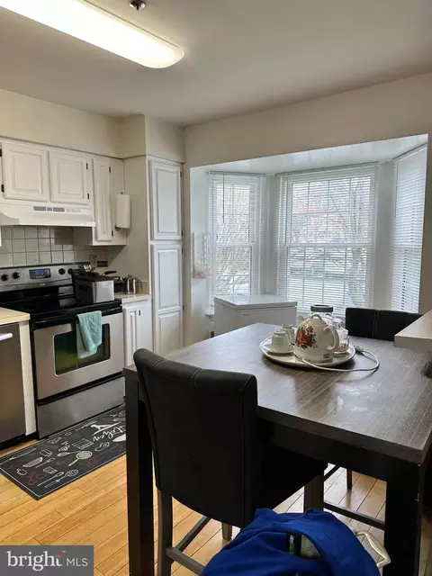 Kitchen - 15819 Erwin Ct, Bowie, MD 20716 photo 3 of 5