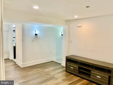 Living - 9011 3rd St, Lanham, MD 20706 photo 3 of 5