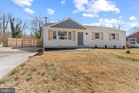 4310 Hartford Hills Dr, Suitland, MD 20746