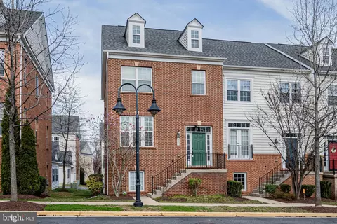 633 Spectator Ave, Hyattsville, MD 20785
