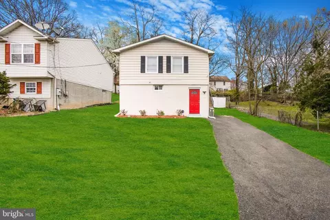 1311 Eli Pl, Hyattsville, MD 20785