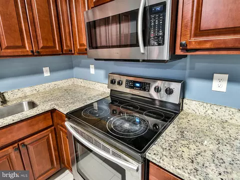 Kitchen - 7121 Cipriano Springs Dr, Lanham, MD 20706 photo 4 of 6