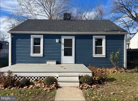 2302 57th Pl, Hyattsville, MD 20785