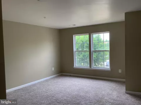 11207 Champlain Cir, Bowie, MD 20720 photo 35