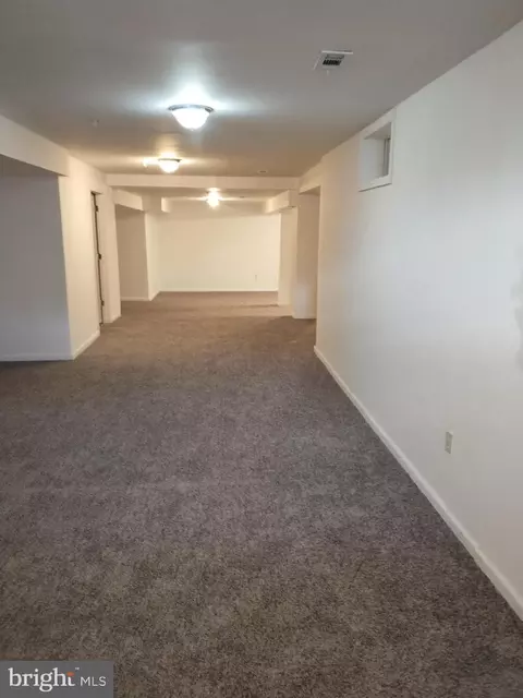 11207 Champlain Cir, Bowie, MD 20720 photo 49