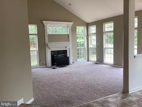 11207 Champlain Cir, Bowie, MD 20720 photo 23