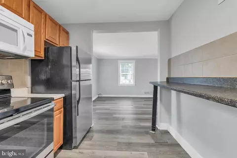 Kitchen - 13302 Williams Dr, Brandywine, MD 20613 photo 4 of 5