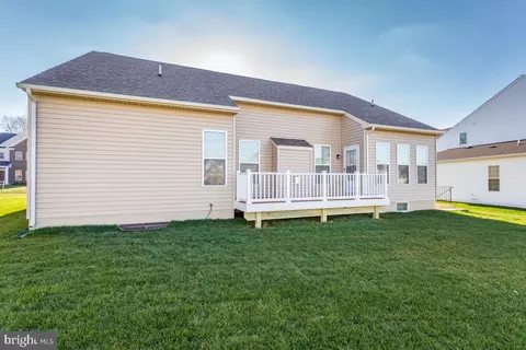 Exterior - 5814 Savannah Dr, Brandywine, MD 20613 photo 5 of 12