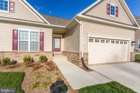 Exterior - 5814 Savannah Dr, Brandywine, MD 20613 photo 4 of 12