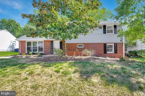 5807 Nystrom St, New Carrollton, MD 20784